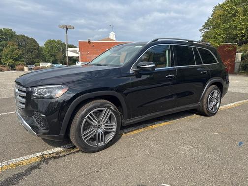 2026 Mercedes-Benz GLS 450 4MATIC
