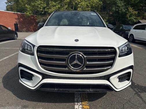 2026 Mercedes-Benz GLS 580 4MATIC