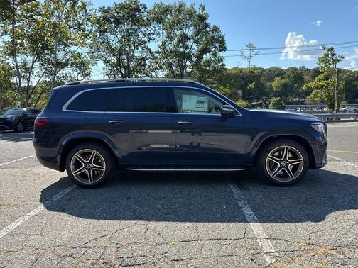 2026 Mercedes-Benz GLS 450 4MATIC
