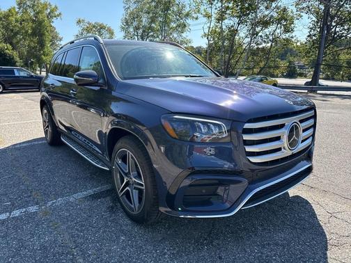 2026 Mercedes-Benz GLS 450 4MATIC