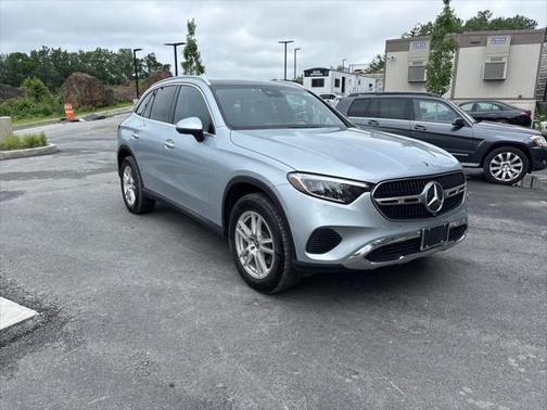 2025 Mercedes-Benz GLC 300 4MATIC