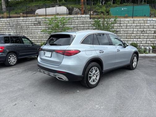 2025 Mercedes-Benz GLC 300 4MATIC