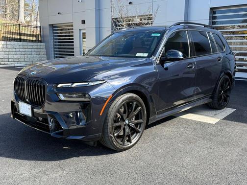 Tanzanite Blue II Metallic 2025 BMW X7 xDrive40i