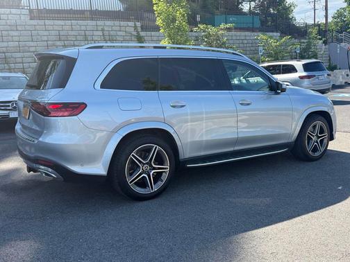 Cirrus Silver Metallic 2026 Mercedes-Benz GLS 450 4MATIC