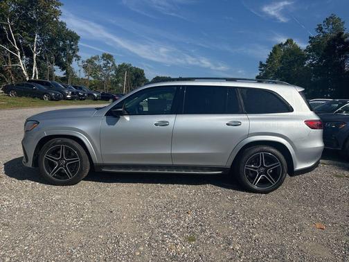 2026 Mercedes-Benz GLS 450 4MATIC