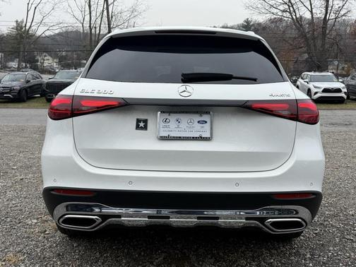 2026 Mercedes-Benz GLC 300 4MATIC