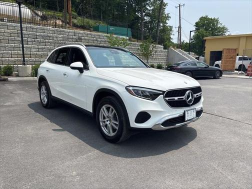 2025 Mercedes-Benz GLC 300 4MATIC