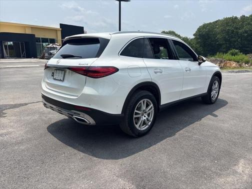 2025 Mercedes-Benz GLC 300 4MATIC