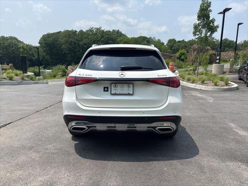 2025 Mercedes-Benz GLC 300 4MATIC