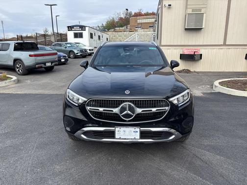 2025 Mercedes-Benz GLC 300 4MATIC