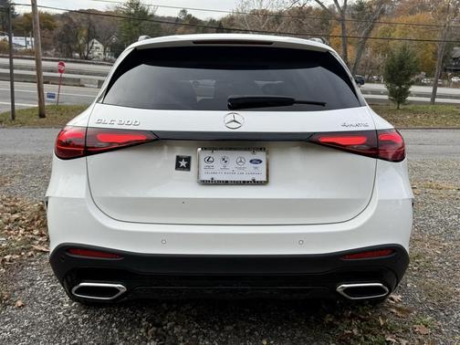 2026 Mercedes-Benz GLC 300 4MATIC