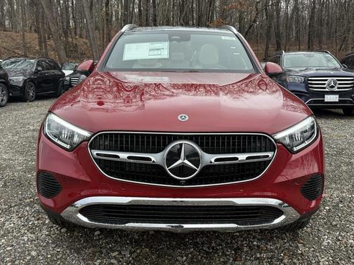 2026 Mercedes-Benz GLC 300 4MATIC