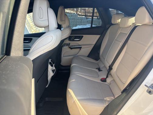 2023 Mercedes-Benz GLC 300 4MATIC