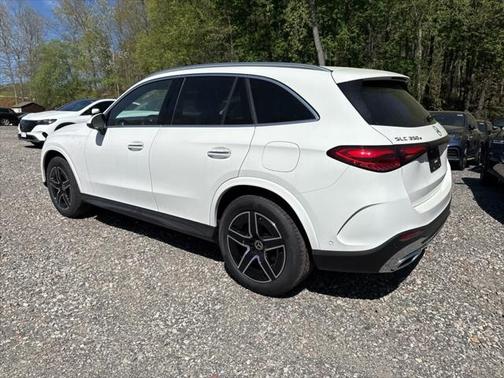 2025 Mercedes-Benz GLC 350e Base