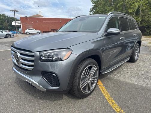 2026 Mercedes-Benz GLS 450 4MATIC