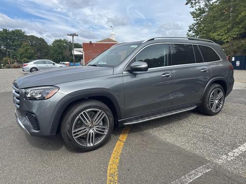 2026 Mercedes-Benz GLS 450 4MATIC