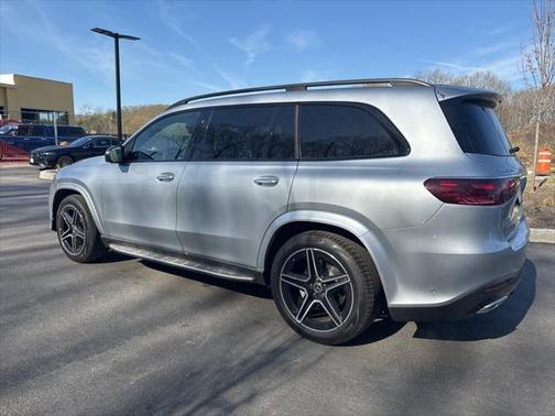 2025 Mercedes-Benz GLS 450 4MATIC