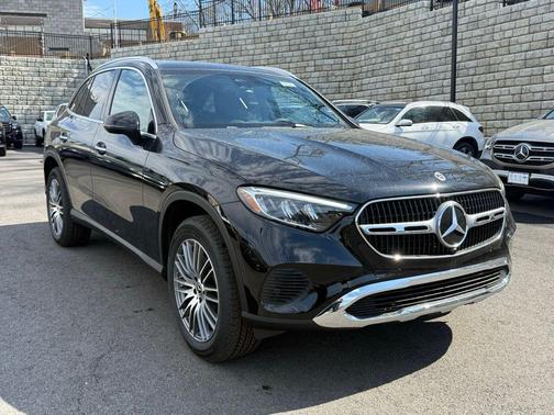 Black 2026 Mercedes-Benz GLC 300 4MATIC