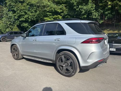 2025 Mercedes-Benz GLE 450e 4MATIC