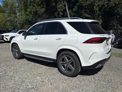 2026 Mercedes-Benz GLE 450e 4MATIC
