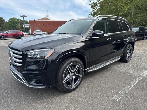 Obsidian Black Metallic 2026 Mercedes-Benz GLS 450 4MATIC