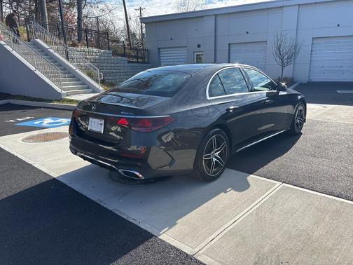 2025 Mercedes-Benz E-Class E 350