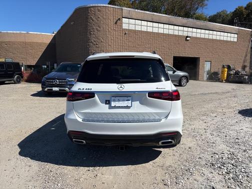 2025 Mercedes-Benz GLS 450 4MATIC