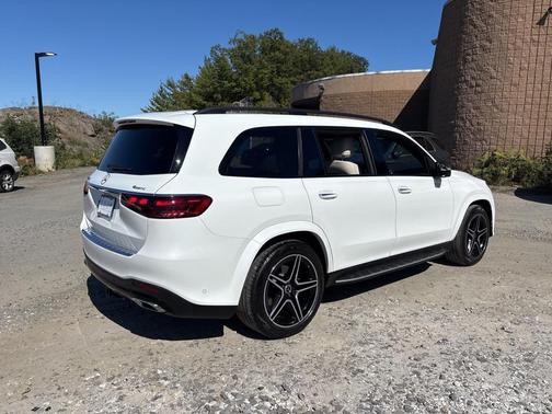 2025 Mercedes-Benz GLS 450 4MATIC