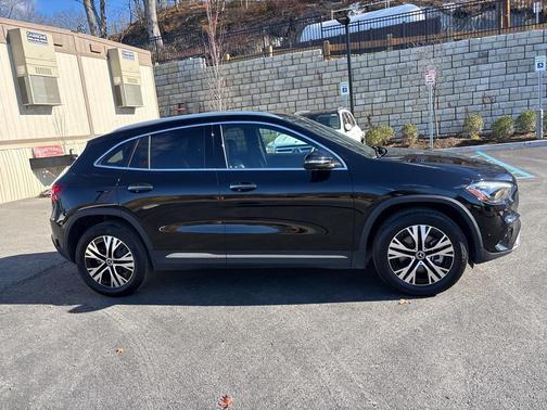 2025 Mercedes-Benz GLA 250 4MATIC