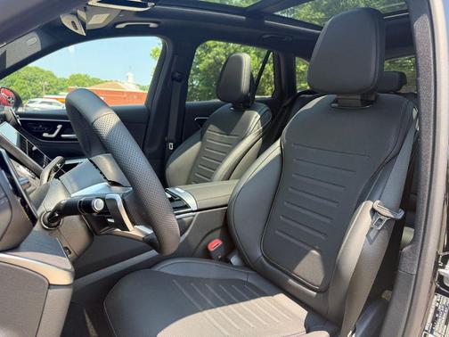 Black 2026 Mercedes-Benz GLC 300 4MATIC