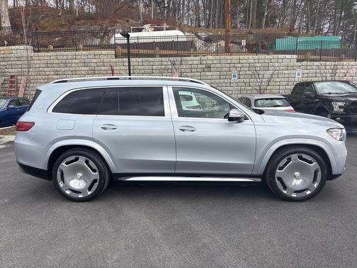 2024 Mercedes-Benz Maybach GLS 600 4MATIC