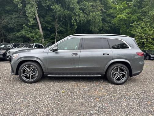 2025 Mercedes-Benz GLS 450 4MATIC