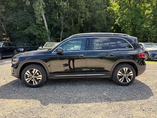 2025 Mercedes-Benz GLB 250 4MATIC