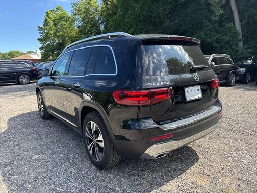 2025 Mercedes-Benz GLB 250 4MATIC