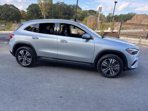 2025 Mercedes-Benz GLA 250 4MATIC
