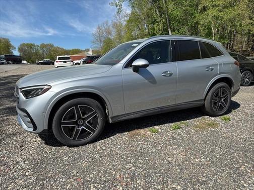 2025 Mercedes-Benz GLC 350e Base