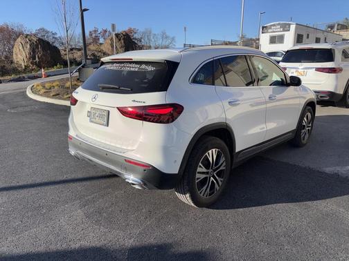 2025 Mercedes-Benz GLA 250 4MATIC