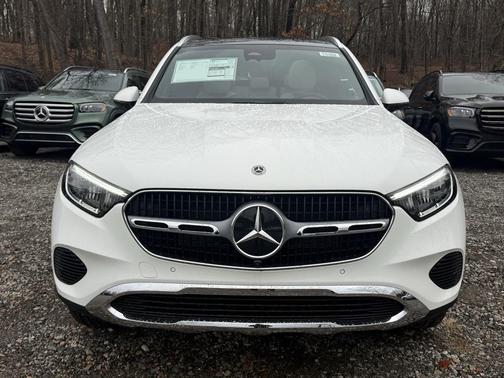 2026 Mercedes-Benz GLC 300 4MATIC