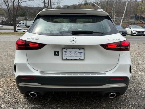 Polar White 2026 Mercedes-Benz AMG GLA 35 4MATIC