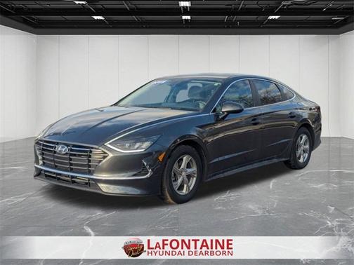 2022 Hyundai SONATA SE