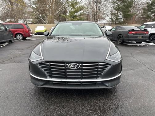 2022 Hyundai SONATA SE