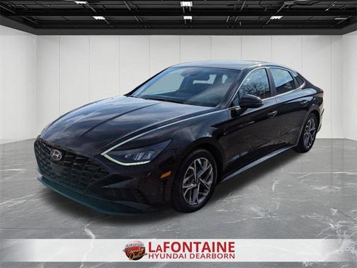 2022 Hyundai SONATA SEL