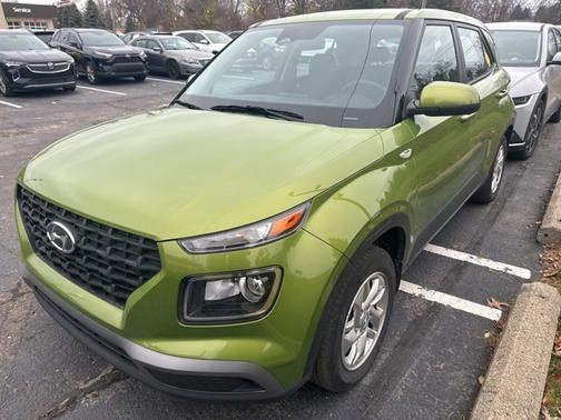 2023 Hyundai VENUE SE