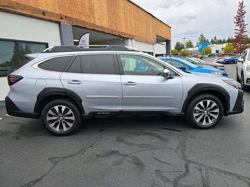 2024 Subaru Outback Touring XT