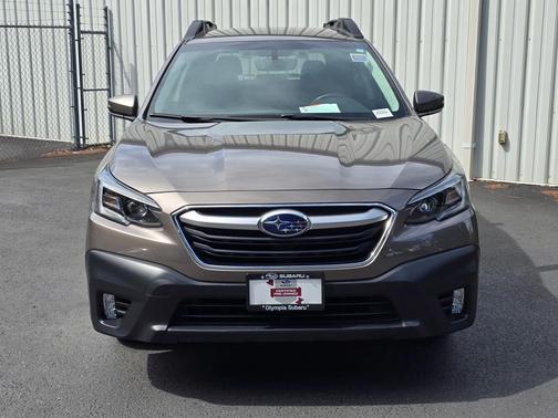 Bronze Metallic 2022 Subaru Outback Premium