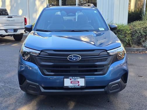 2025 Subaru Forester Base