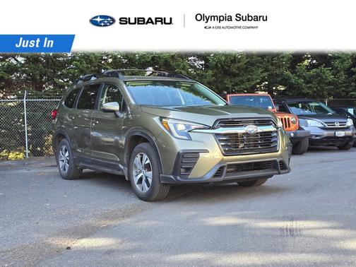 Green Metallic 2023 Subaru Ascent Premium