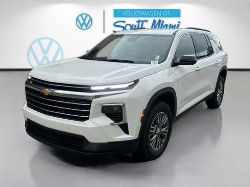 2024 Chevrolet Traverse LT