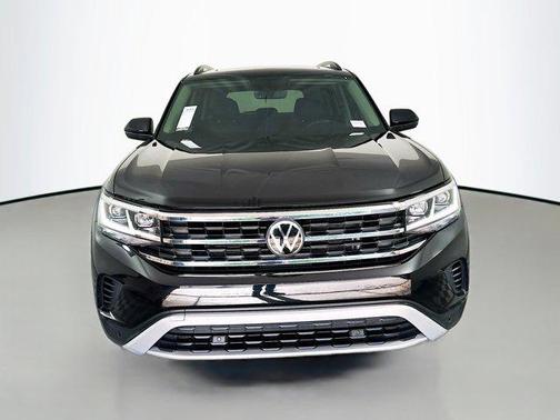 2023 Volkswagen Atlas 3.6L SE w/Technology