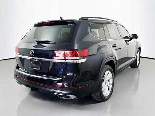 2023 Volkswagen Atlas 3.6L SE w/Technology